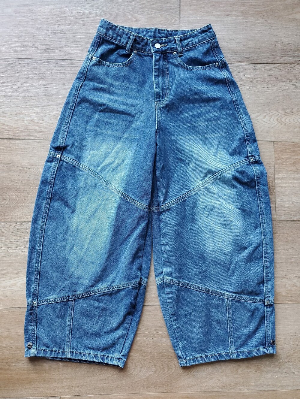 Balloon Geometric Adjustable Blue Jeans, Darcy, Size S